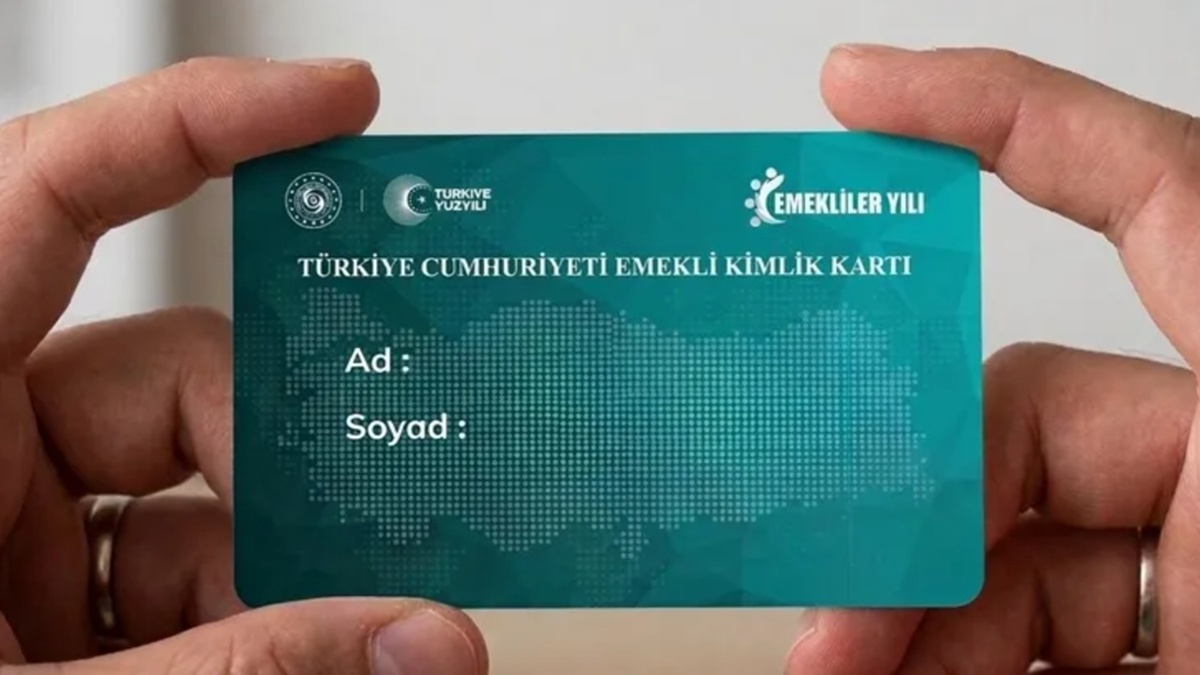 Emekliler İçin Yeni Dönem Başladı: Bu Kartı Çıkaran Birçok Hizmeti Ücretsiz Alıyor!