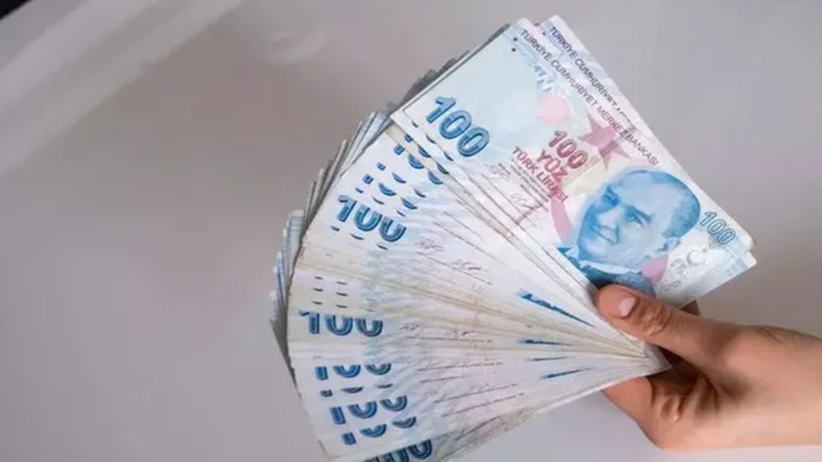 Emekliye Bayram Öncesi Çifte Ödeme: Maaş ve İkramiye Tarihleri Netleşti